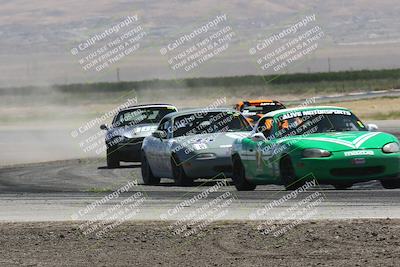 media/Jun-01-2024-CalClub SCCA (Sat) [[0aa0dc4a91]]/Group 3/Race/